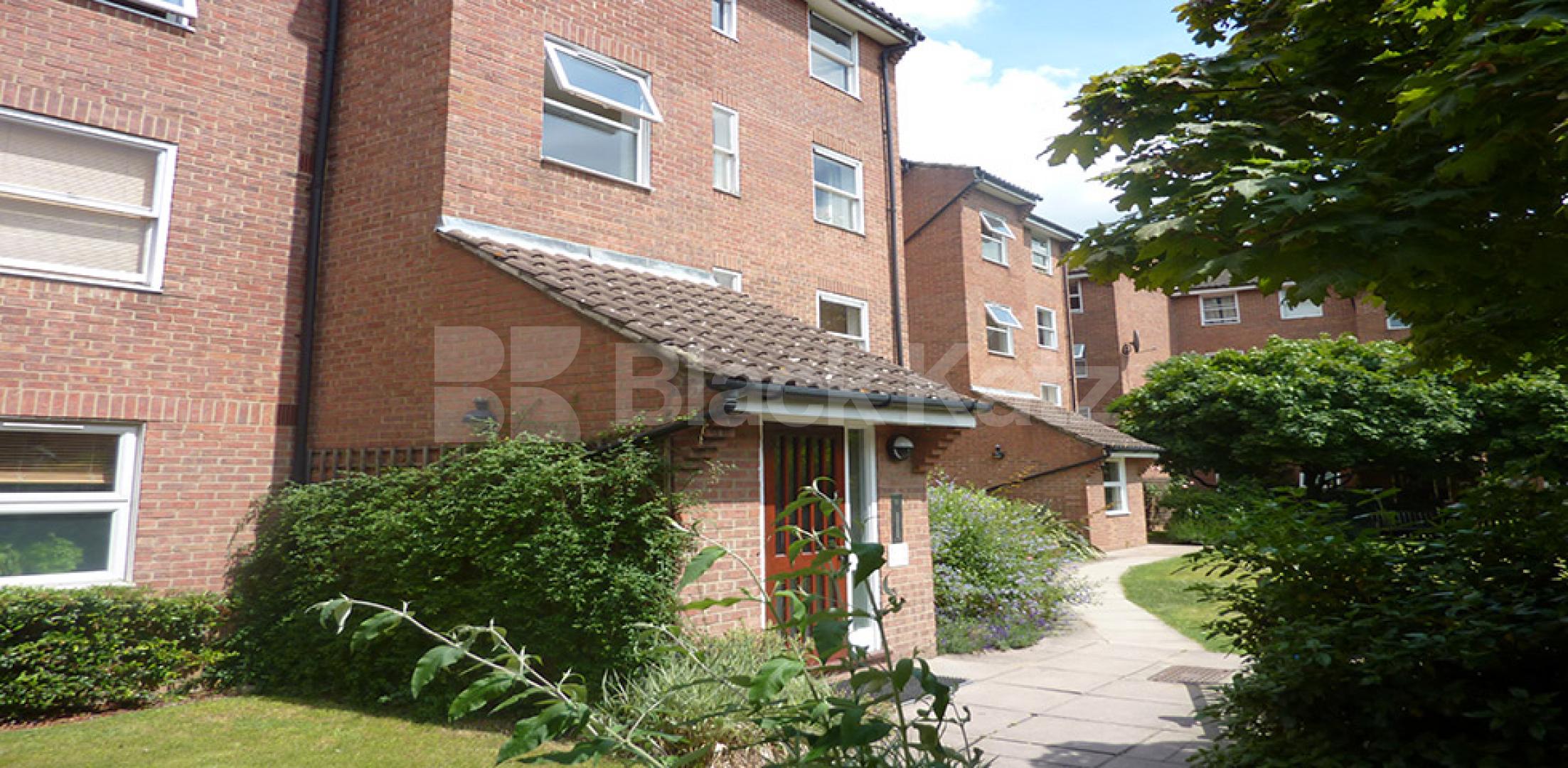 Good sized two bedroom property in a great location  Barker Drive, Camden